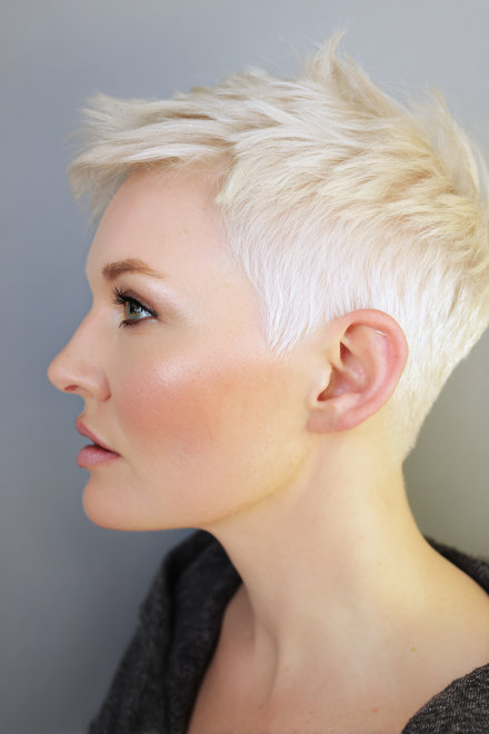 short haircuts for women 2026 15_pp
