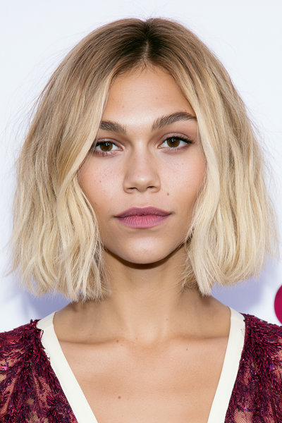 17 Blunt Cut Grown-Out Bob_pp